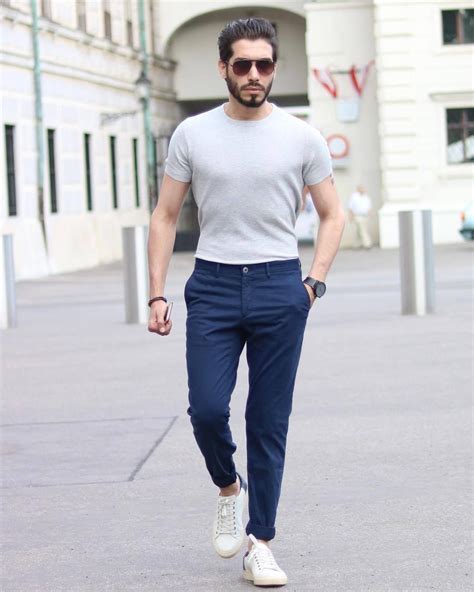 dress pants with t shirt